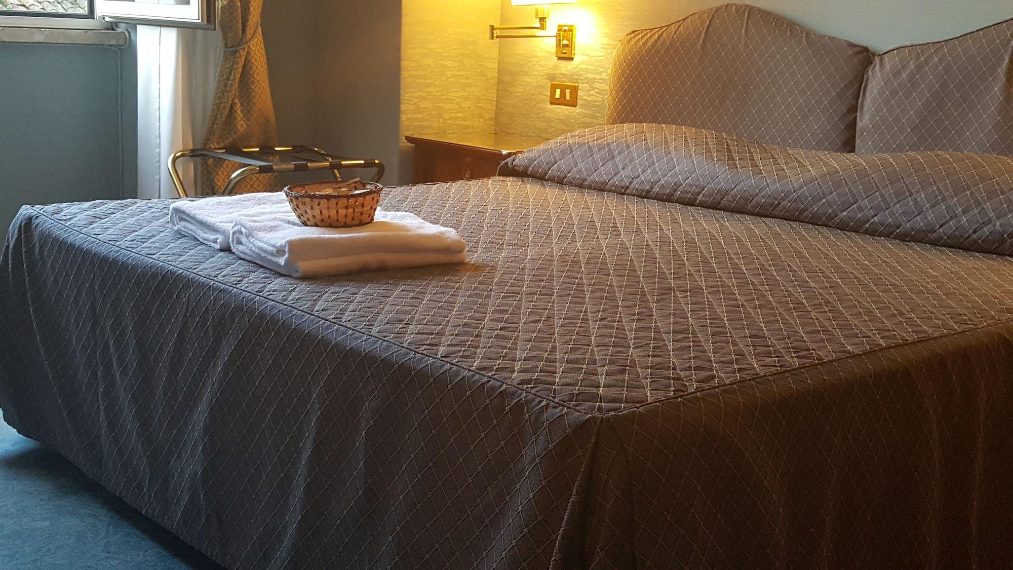 Hotel Domus Aventina Рим Экстерьер фото